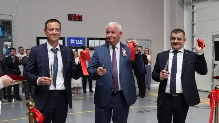 Подарками назвали открывшиеся в Пинске заводы. Но есть нюанс заводы в Пинске