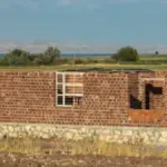 участки с недостроенными домами