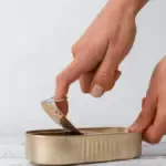 некачественные консервы